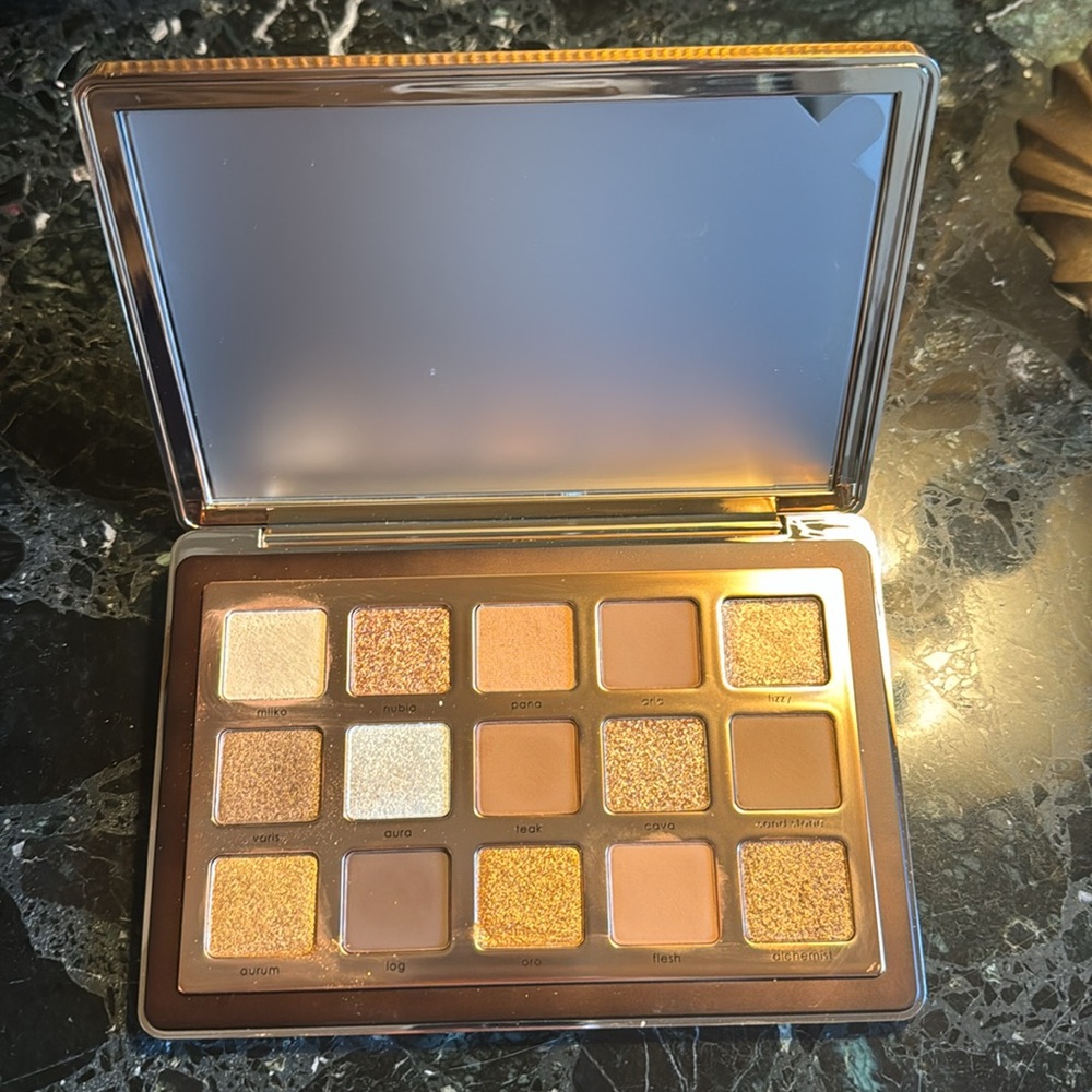 Natasha Denona Golden Eyeshadow Palette
